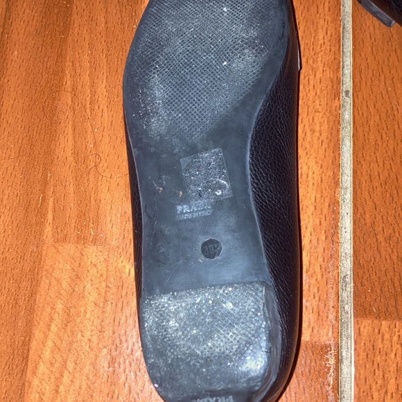 I’ve only worn 1 once because it doesn’t fit me their 9.5 - Picture 2 of 2